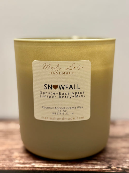Snowfall Candle – Crisp Winter Mint & Evergreen Scent | Clean Coconut Apricot Wax + Wooden Wick
