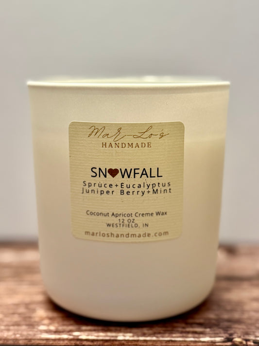 Snowfall Candle – Crisp Winter Mint & Evergreen Scent | Clean Coconut Apricot Wax + Wooden Wick